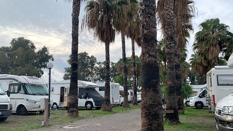 camping plaats natuur bergland camperverhuur Bergland Camperverhuur - Camping plaats natuur omgeving